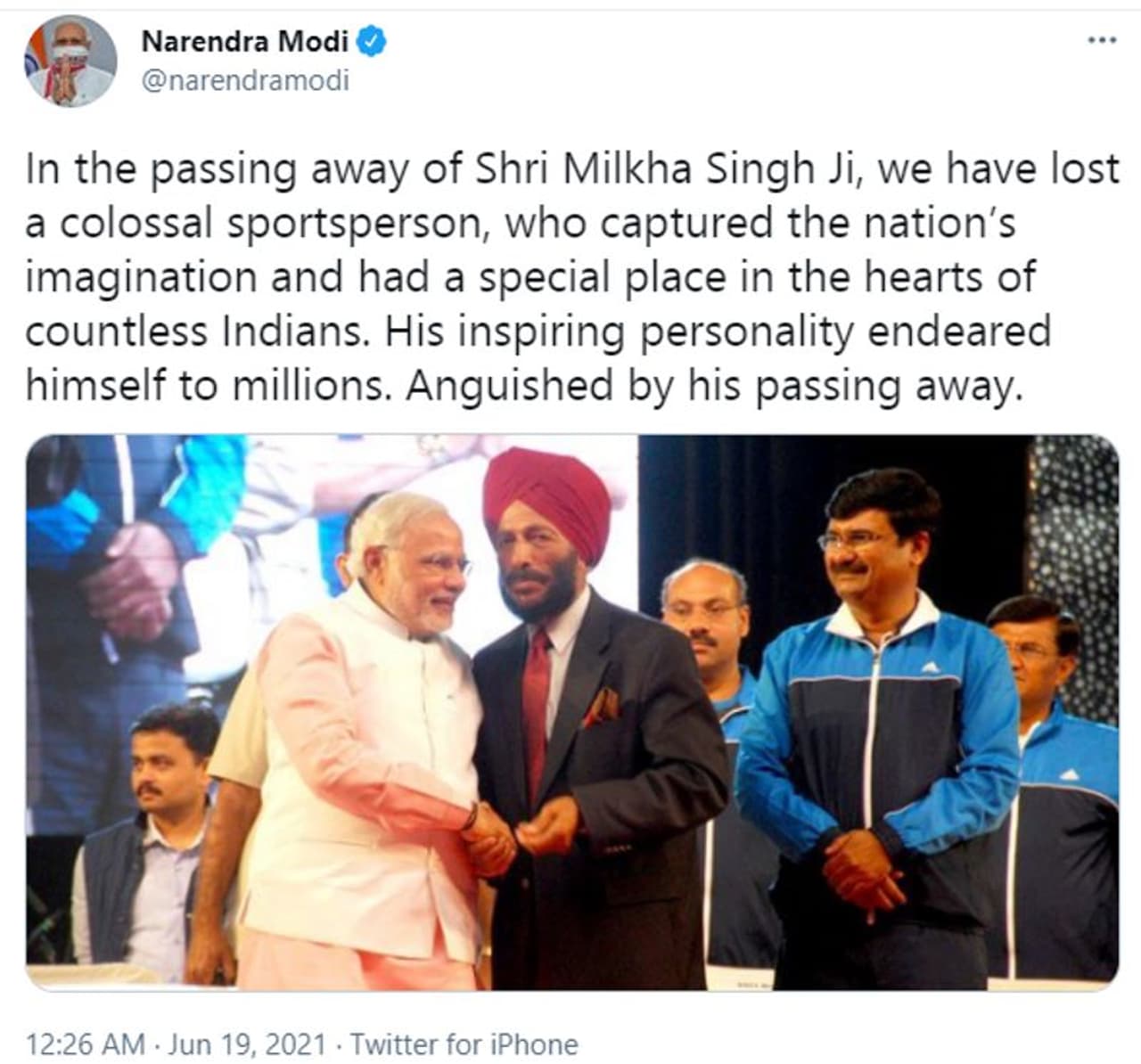 <p>പറക്കും സിംഗ് എന്ന പേരിലറിയപ്പെടുന്ന മില്‍ഖാ ഏഷ്യന്‍ ഗെയിംസിലും കോമണ്‍വെല്‍ത്ത് ഗെയിംസിലും 400 മീറ്ററില്‍ സ്വര്‍ണം നേടിയ ഏക ഇന്ത്യക്കാരനാണ്.</p>