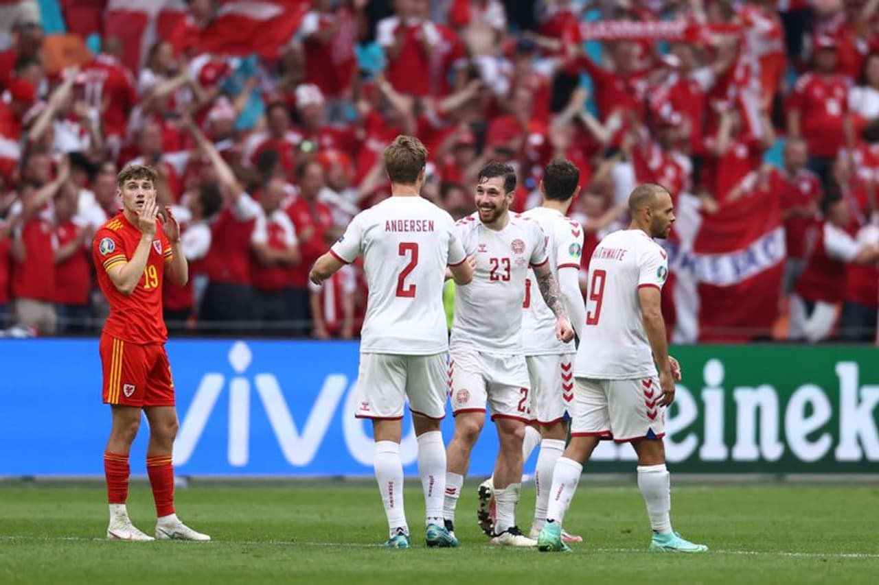 <p>The UEFA Euro 2020 gets exciting hereon, as it has officially entered the knockouts stage. Saturday saw the beginning of the pre quarters stage, with four teams dealing their fate in the tournament as we present the round up.</p> <p>The UEFA Euro 2020 gets exciting hereon, as it has officially entered the knockouts stage. Saturday saw the beginning of the pre quarters stage, with four teams dealing their fate in the tournament as we present the round up.</p>