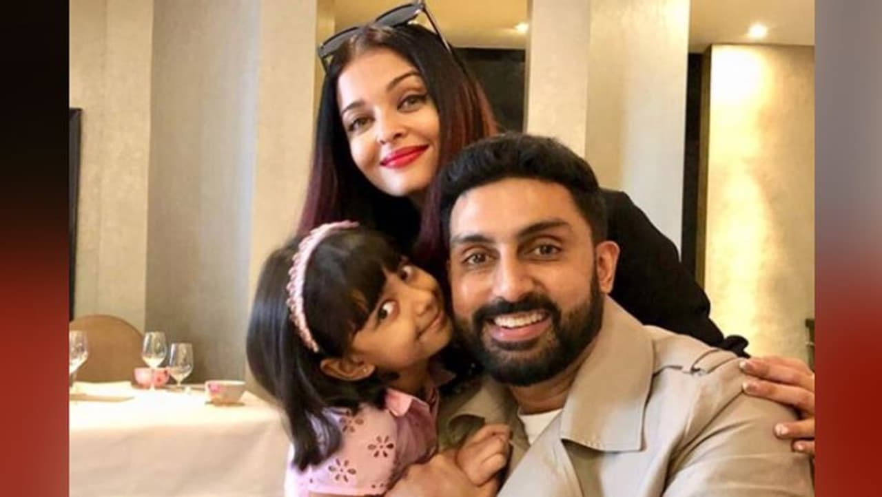 <p>Abhishek Bachchan and Aishwarya Rai are some of the most famous married pairs in the showbiz industry, not just in India but globally as they are the 'IT' couple.</p> <p>Abhishek Bachchan and Aishwarya Rai are some of the most famous married pairs in the showbiz industry, not just in India but globally as they are the 'IT' couple.</p>