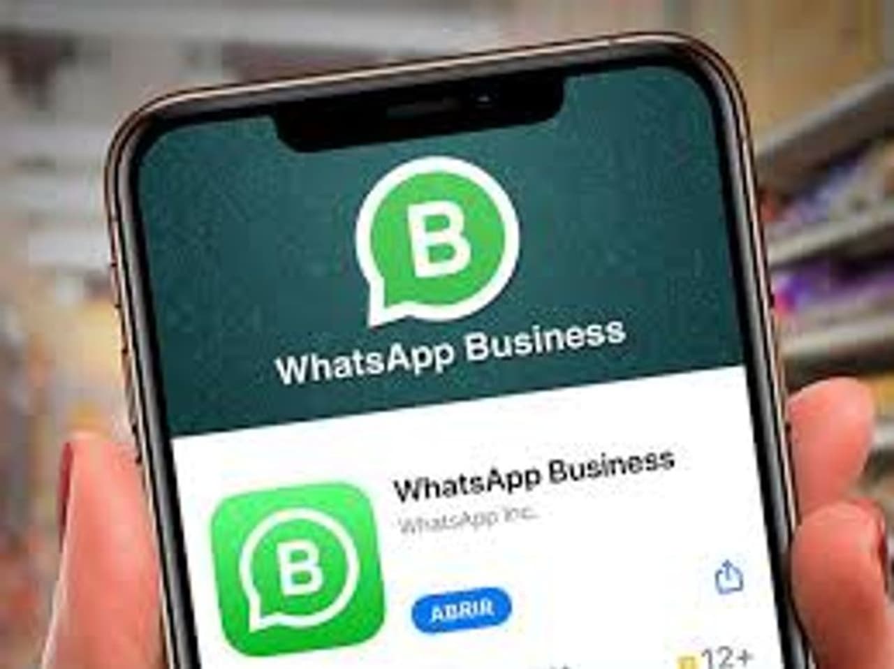 <p>తరువాత అందరికీ అందుబాటులోకి తెస్తుంది. ఆన్లైన్ స్టేటస్ కి సంబంధించి వాట్సాప్ బీటా వెర్షన్లో మరో ఫీచర్ ఇప్పుడు టెస్టింగ్ చేస్తుంది. వాట్సాప్ బిజినెస్ యాప్లో కొత్త అప్ డేట్ తరువాత ఆన్లైన్ స్టేటస్ ఇక కనిపించదు. సాధారణంగా మీరు ఎవరైనా వాట్సాప్ యూజర్తో చాట్ చేస్తున్నప్పుడు వారి స్టేటస్ ఆన్లైన్ అని చూపిస్తుంది, కాని కొత్త అప్డేట్ తర్వాత ఈ ఫీచర్ వాట్సాప్ బిజినెస్ ఖాతాకి కనిపించదు.</p> <p>తరువాత అందరికీ అందుబాటులోకి తెస్తుంది. ఆన్లైన్ స్టేటస్ కి సంబంధించి వాట్సాప్ బీటా వెర్షన్లో మరో ఫీచర్ ఇప్పుడు టెస్టింగ్ చేస్తుంది. వాట్సాప్ బిజినెస్ యాప్లో కొత్త అప్ డేట్ తరువాత ఆన్లైన్ స్టేటస్ ఇక కనిపించదు. సాధారణంగా మీరు ఎవరైనా వాట్సాప్ యూజర్తో చాట్ చేస్తున్నప్పుడు వారి స్టేటస్ ఆన్లైన్ అని చూపిస్తుంది, కాని కొత్త అప్డేట్ తర్వాత ఈ ఫీచర్ వాట్సాప్ బిజినెస్ ఖాతాకి కనిపించదు.</p>