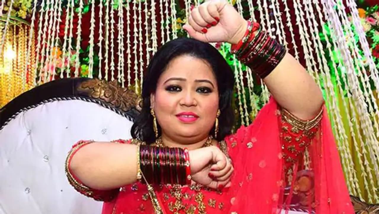 <p style="text align: justify;">ನಟ ಮನೀಶ್ ಪೌಲ್ ತಮ್ಮ ಯೂಟ್ಯೂಬ್ ಚಾನೆಲ್‌ನಲ್ಲಿ ತಮ್ಮದೇ ಆದ 'ದಿ ಮನೀಶ್ ಪಾಲ್ ಪಾಡ್‌ಕ್ಯಾಸ್ಟ್' ಕಾರ್ಯಕ್ರಮವನ್ನು ಪ್ರಾರಂಭಿಸಿದ್ದಾರೆ</p>