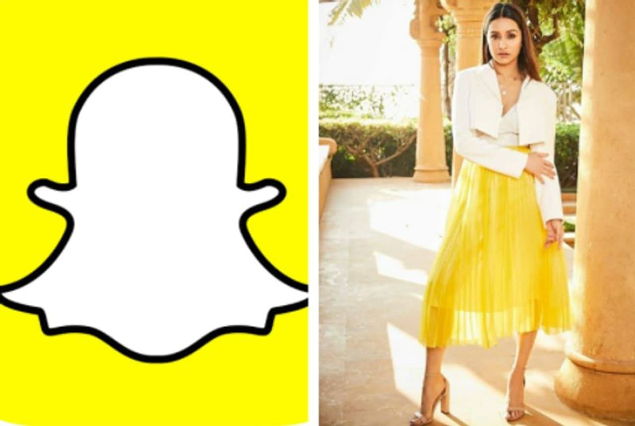 <p>ಕೂ ಆ್ಯಪ್ನ ಹಳದಿ ಮತ್ತು ಬಿಳಿ ಕಾಂಬಿನೇಷನ್ ಹೋಲುವ ಉಡುಗೆಯಲ್ಲಿ ಬಾಲಿವುಡ್ ನಟಿ ಶ್ರದ್ಧಾ ಕಪೂರ್</p> <p>ಕೂ ಆ್ಯಪ್ನ ಹಳದಿ ಮತ್ತು ಬಿಳಿ ಕಾಂಬಿನೇಷನ್ ಹೋಲುವ ಉಡುಗೆಯಲ್ಲಿ ಬಾಲಿವುಡ್ ನಟಿ ಶ್ರದ್ಧಾ ಕಪೂರ್</p>