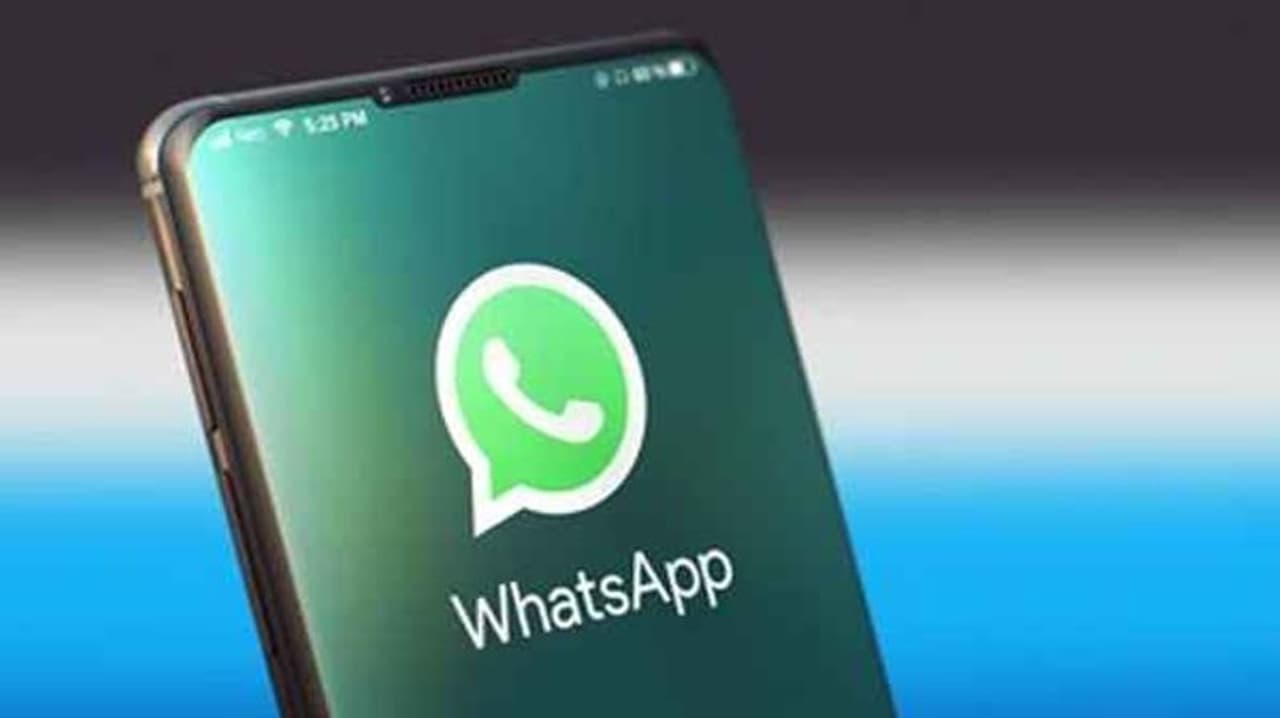 <p>వాట్సాప్ వెబ్ యూజర్లకు ఇప్పుడు ఈ ఫీచర్ అప్ డేట్ లభించనుంది. కొన్ని రోజుల క్రితం ఈ ఫీచర్ ఆండ్రాయిడ్ బీటా వెర్షన్లో కనిపించింది. కొంతమంది వినియోగదారులు ఇప్పటికే వాట్సాప్ వ్యూ వన్స్ ఫీచర్ అప్ డేట్ అందుకున్నారు. ఈ ఫీచర్ గత ఏడాది నవంబర్లో లాంచ్ అయిన వాట్సాప్ డిసపియర్ మెసేజెస్ ఫీచర్ కి చాలా పోలి ఉంటుంది, దీని ద్వారా మెసేజెస్ కొంత సమయం తర్వాత ఆటోమేటిక్ గా తొలగిపోతాయి.<br /> </p> <p>వాట్సాప్ వెబ్ యూజర్లకు ఇప్పుడు ఈ ఫీచర్ అప్ డేట్ లభించనుంది. కొన్ని రోజుల క్రితం ఈ ఫీచర్ ఆండ్రాయిడ్ బీటా వెర్షన్లో కనిపించింది. కొంతమంది వినియోగదారులు ఇప్పటికే వాట్సాప్ వ్యూ వన్స్ ఫీచర్ అప్ డేట్ అందుకున్నారు. ఈ ఫీచర్ గత ఏడాది నవంబర్లో లాంచ్ అయిన వాట్సాప్ డిసపియర్ మెసేజెస్ ఫీచర్ కి చాలా పోలి ఉంటుంది, దీని ద్వారా మెసేజెస్ కొంత సమయం తర్వాత ఆటోమేటిక్ గా తొలగిపోతాయి.<br /> </p>