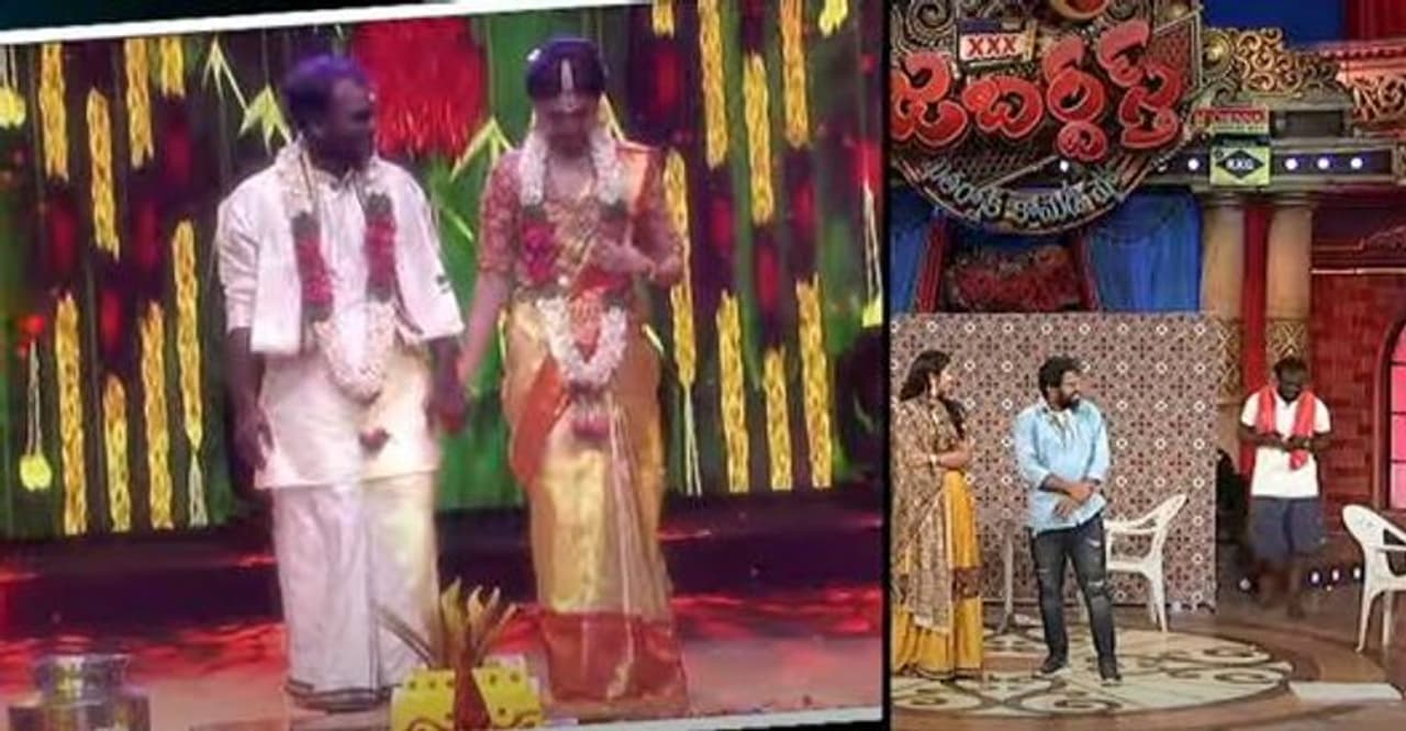 `జబర్దస్త్` వర్ష, ఇమ్మాన్యుయెల్ జోడీ `జబర్దస్త్`లో ఎంతగా పాపులరో తెలిసిందే. ఏకంగా ఆ మధ్య వీరిద్దరికి పెళ్లి కూడా చేశారు. ఇమ్ము లేకపోతే తాను భరించలేనని, వేరే అమ్మాయితో అతన్ని చూడలేనని చెబుతూ కన్నీళ్లు పెట్టుకుంది వర్ష. `జబర్దస్త్` వర్ష, ఇమ్మాన్యుయెల్ జోడీ `జబర్దస్త్`లో ఎంతగా పాపులరో తెలిసిందే. ఏకంగా ఆ మధ్య వీరిద్దరికి పెళ్లి కూడా చేశారు. ఇమ్ము లేకపోతే తాను భరించలేనని, వేరే అమ్మాయితో అతన్ని చూడలేనని చెబుతూ కన్నీళ్లు పెట్టుకుంది వర్ష.