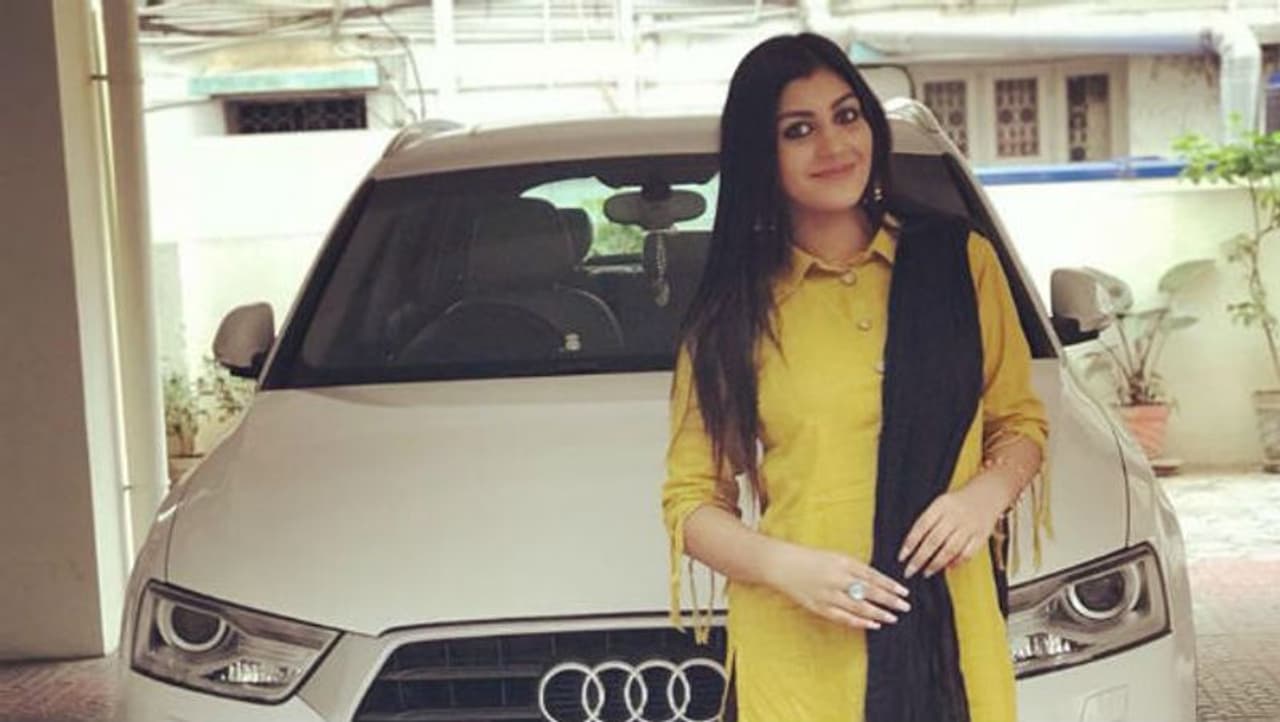 Yashika anand Yashika anand