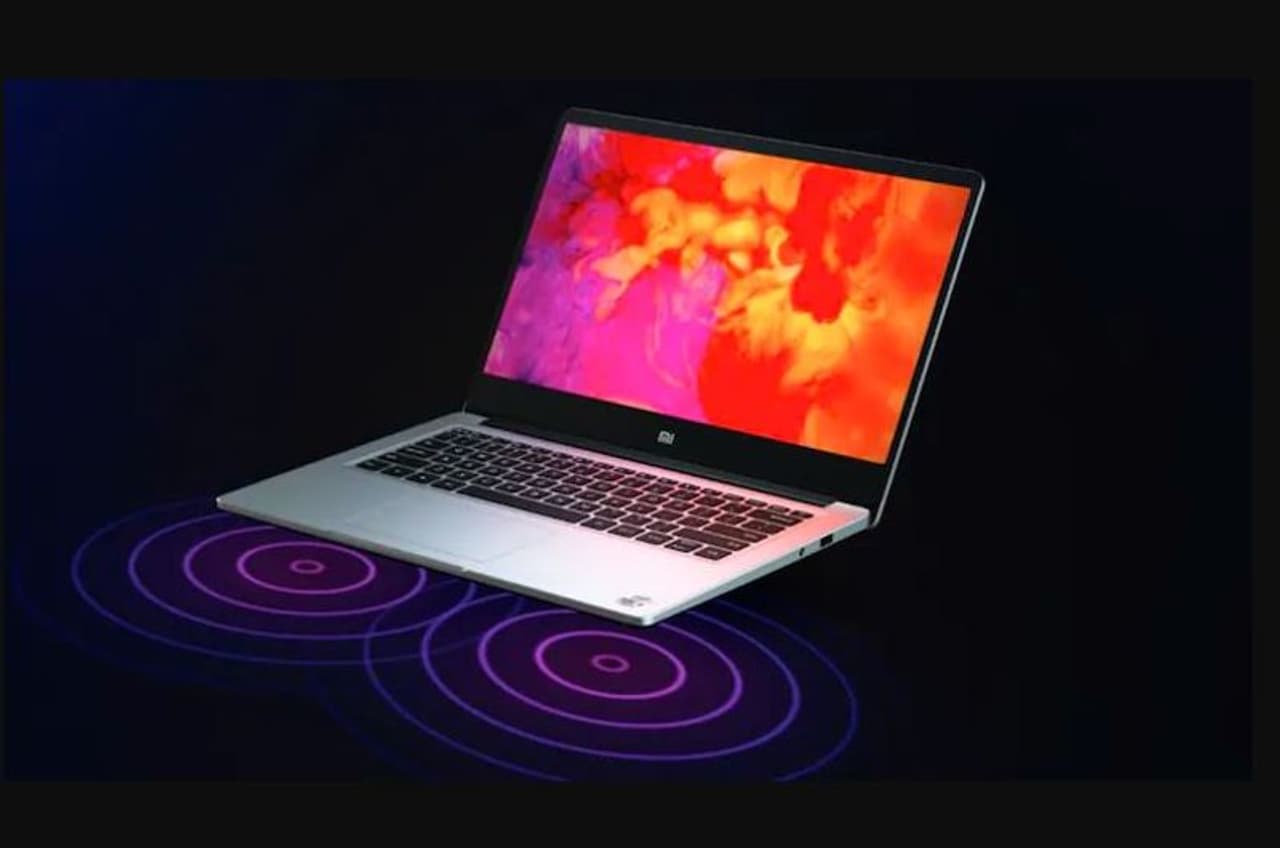 ఇందుకు రెడ్మి ఇండియా మీడియా ఇన్విటేషన్లు కూడా ప్రారంభించింది. గత సంవత్సరం షియోమి ఎంఐ నోట్బుక్తో భారతీయ మార్కెట్లోకి ప్రవేశించింది. రెడ్మి బ్రాండ్ చెందిన రెడ్మి బుక్, రెడ్మి బుక్ ఎయిర్ అండ్ రెడ్మి బుక్ ప్రో ల్యాప్టాప్ మోడళ్లు చైనా మార్కెట్లో అందుబాటులో ఉన్నాయి. కంపెనీ అధికారిక వెబ్సైట్లో కూడా రెడ్మి బుక్ ప్రత్యక్ష ప్రసారం చేసింది. ఇందుకు రెడ్మి ఇండియా మీడియా ఇన్విటేషన్లు కూడా ప్రారంభించింది. గత సంవత్సరం షియోమి ఎంఐ నోట్బుక్తో భారతీయ మార్కెట్లోకి ప్రవేశించింది. రెడ్మి బ్రాండ్ చెందిన రెడ్మి బుక్, రెడ్మి బుక్ ఎయిర్ అండ్ రెడ్మి బుక్ ప్రో ల్యాప్టాప్ మోడళ్లు చైనా మార్కెట్లో అందుబాటులో ఉన్నాయి. కంపెనీ అధికారిక వెబ్సైట్లో కూడా రెడ్మి బుక్ ప్రత్యక్ష ప్రసారం చేసింది.