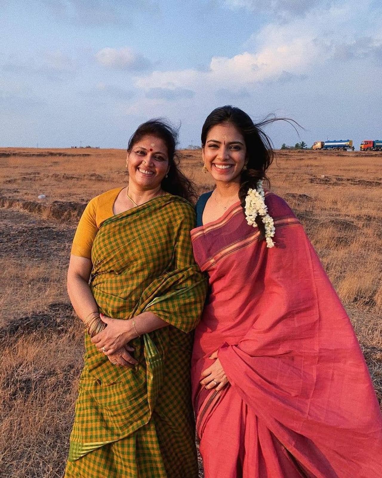 malavika mohan malavika mohan