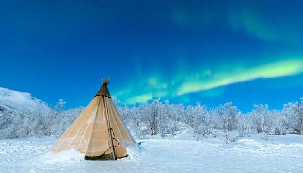 ಕ್ಯಾನಾಕ್, ಗ್ರೀನ್ಲ್ಯಾಂಡ್ (Qaanaaq, Greenland) ಕ್ಯಾನಾಕ್, ಗ್ರೀನ್ಲ್ಯಾಂಡ್ (Qaanaaq, Greenland)