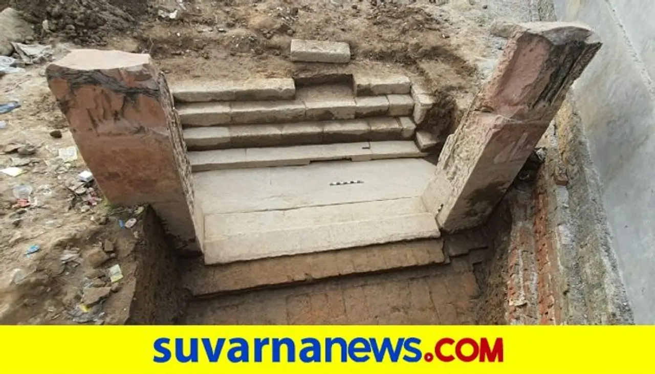 Gupta period stairs pillars