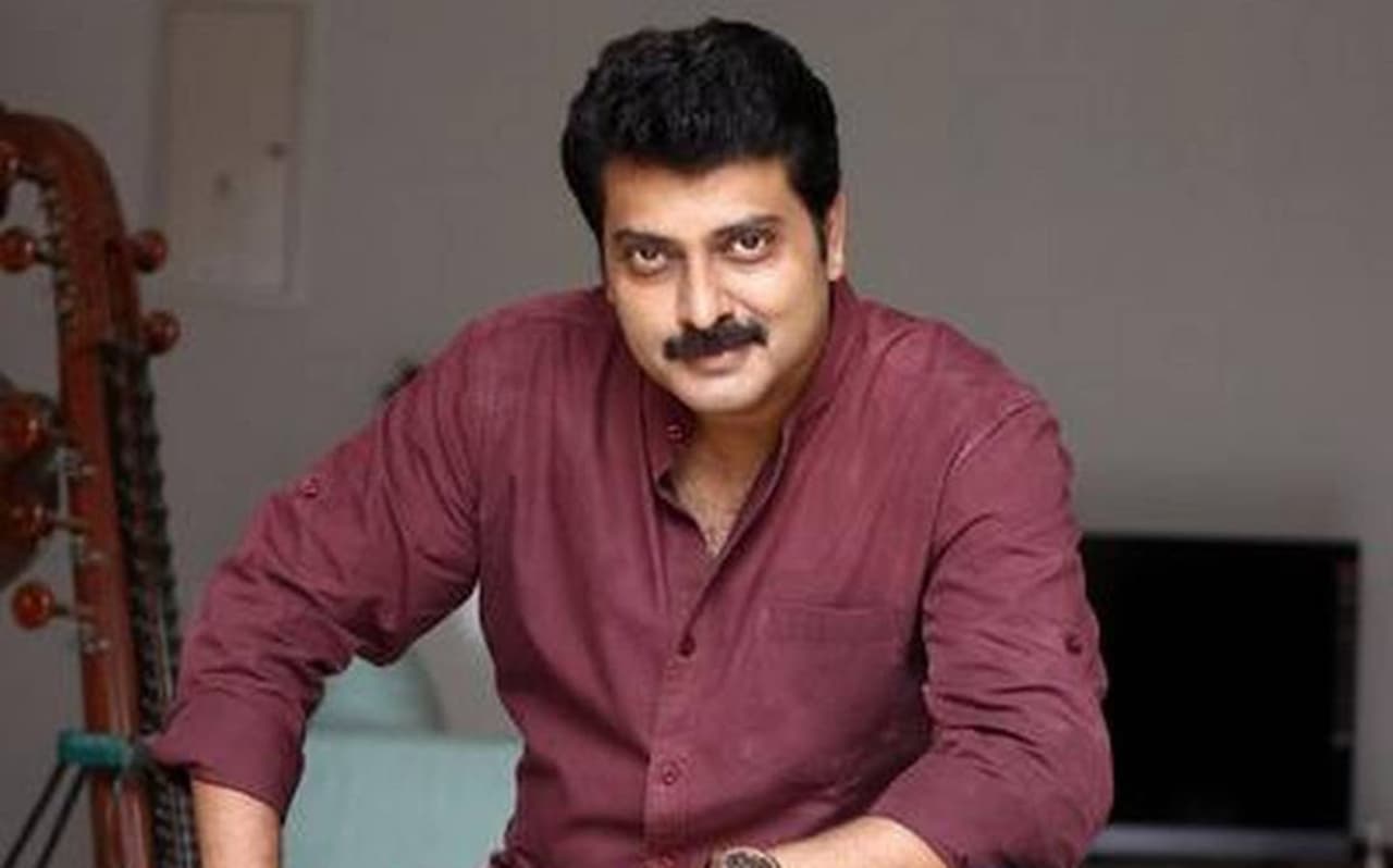 <p>narain</p> <p>narain</p>