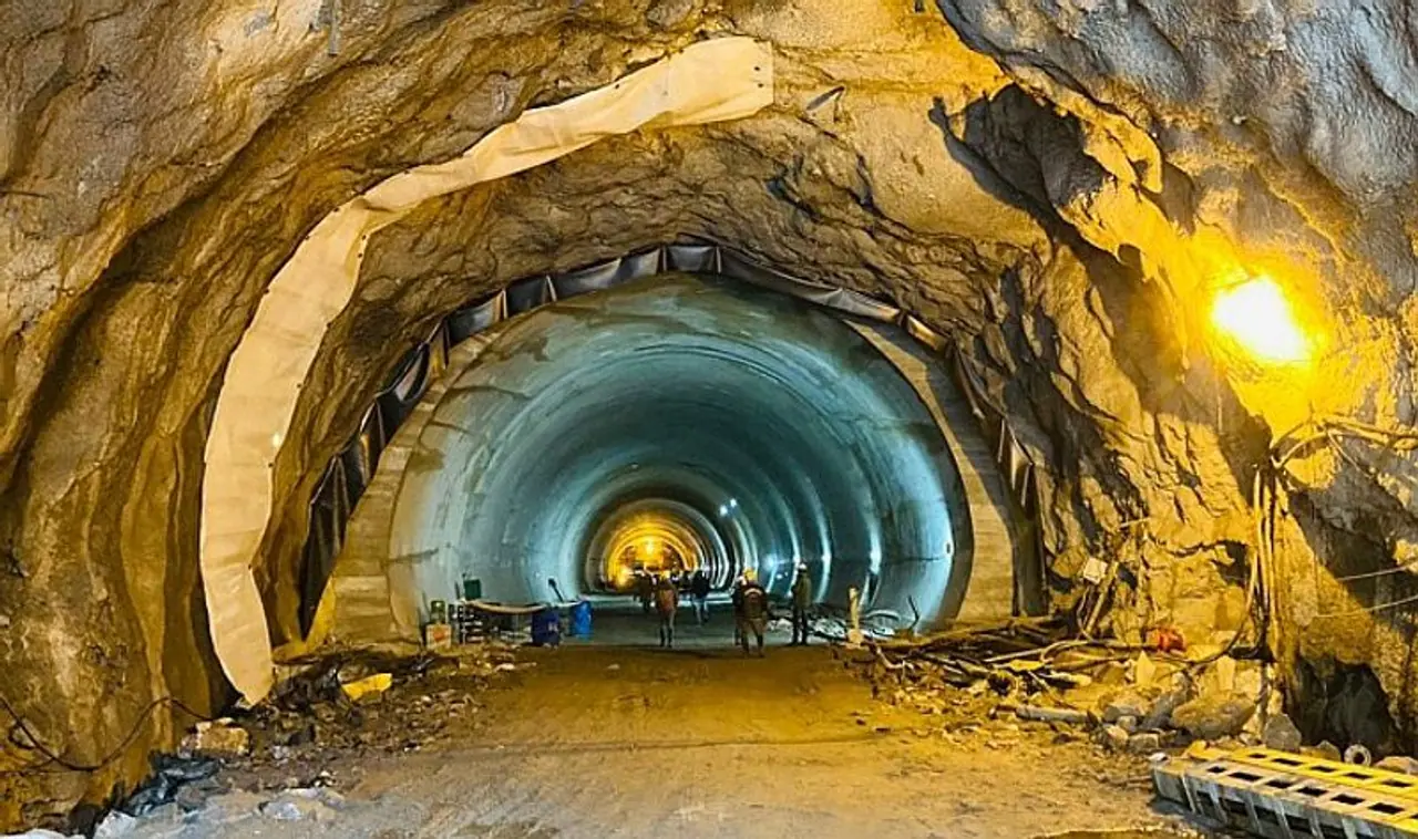 <p>Image: Under construction tunnel at the Sela Pass</p>