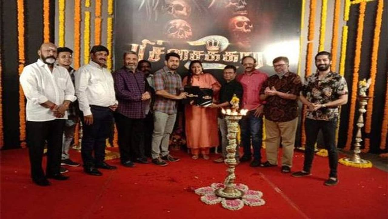 <p>pichaikkaran 2 vijay antony image</p>