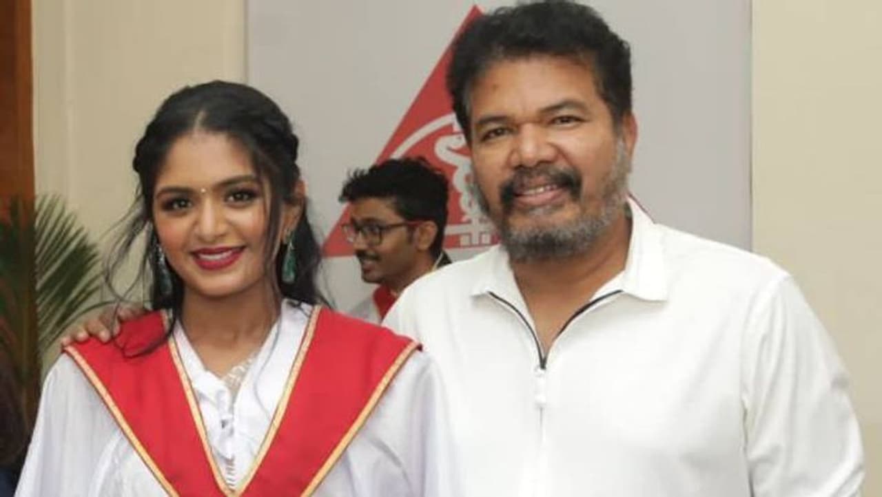 శంకర్ కుమార్తె అదితి శంకర్ కుమార్తె అదితి