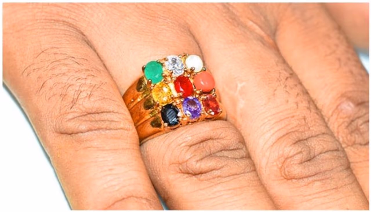 ಅರಿತರೆ ಮಾತ್ರ ಅದೃಷ್ಟ ತರುವ ನವರತ್ನಗಳು ಅರಿತರೆ ಮಾತ್ರ ಅದೃಷ್ಟ ತರುವ ನವರತ್ನಗಳು