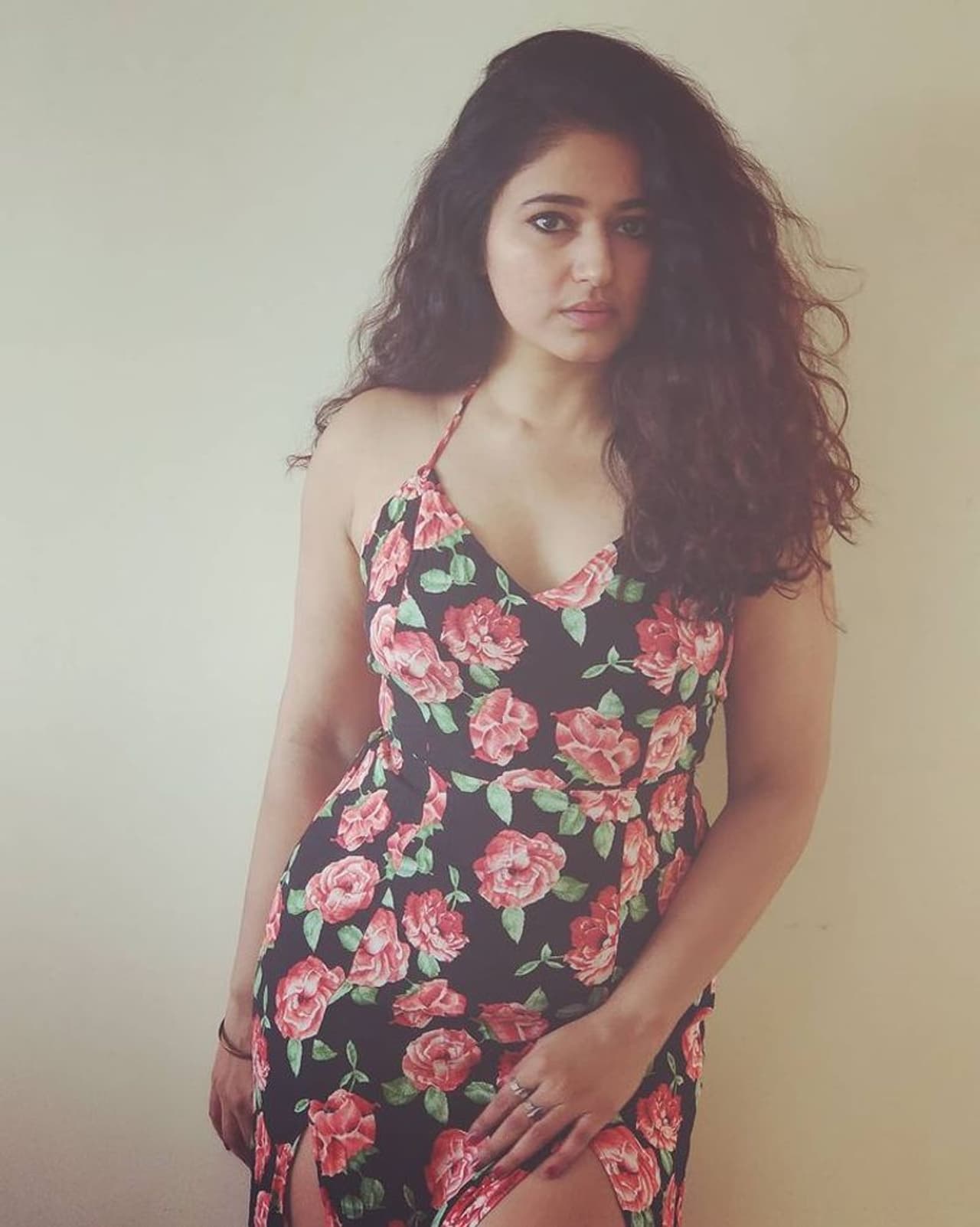 Poonam bajwa Poonam bajwa