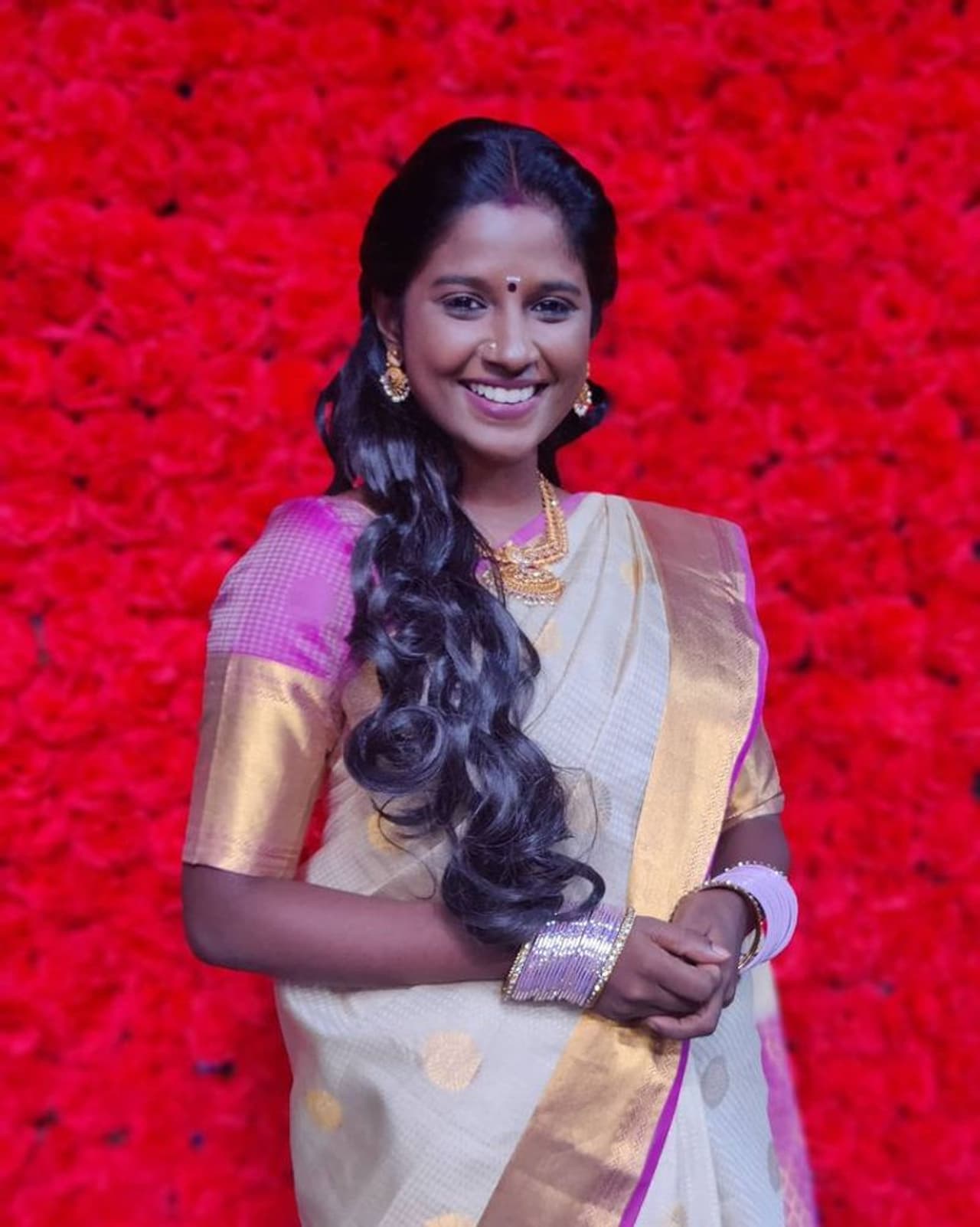 sundari gabriella sellus