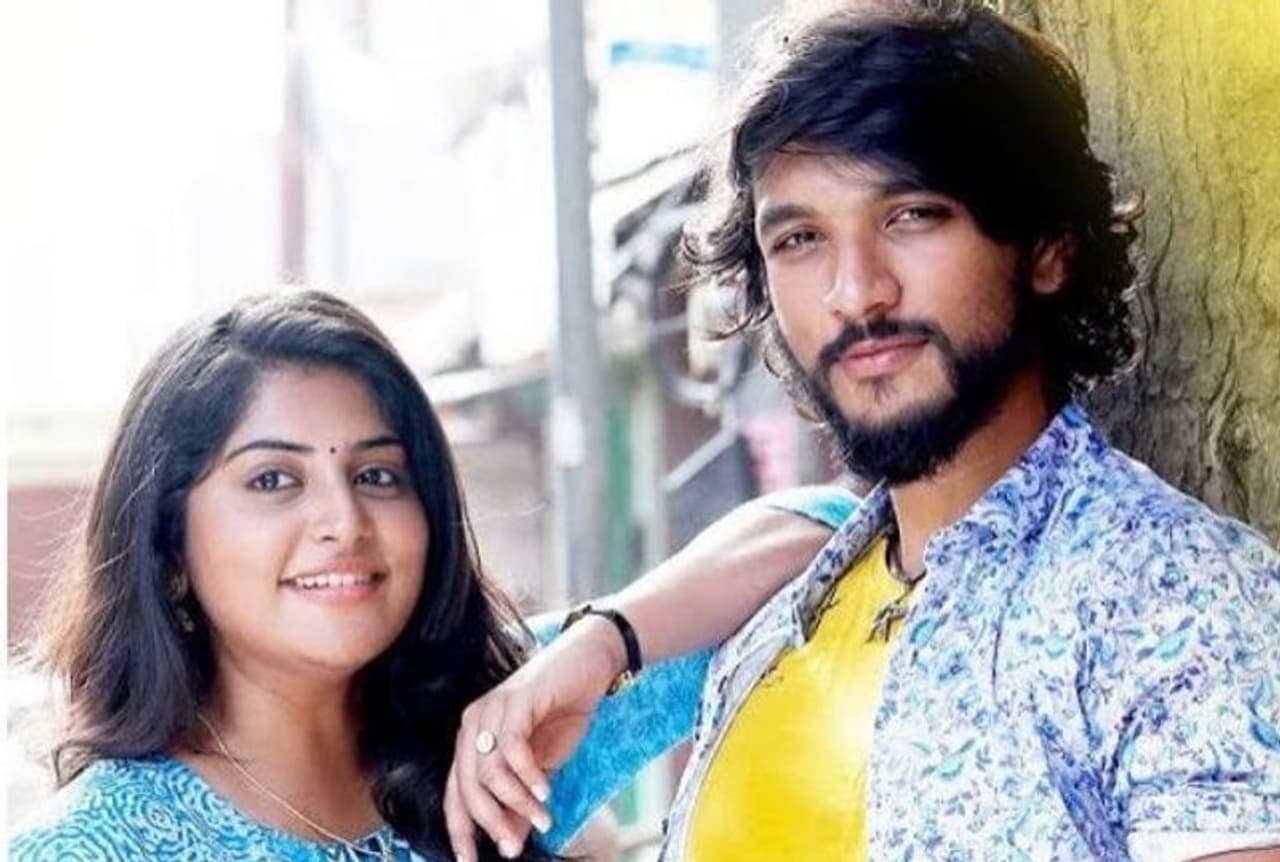 Gautham Karthik Gautham Karthik