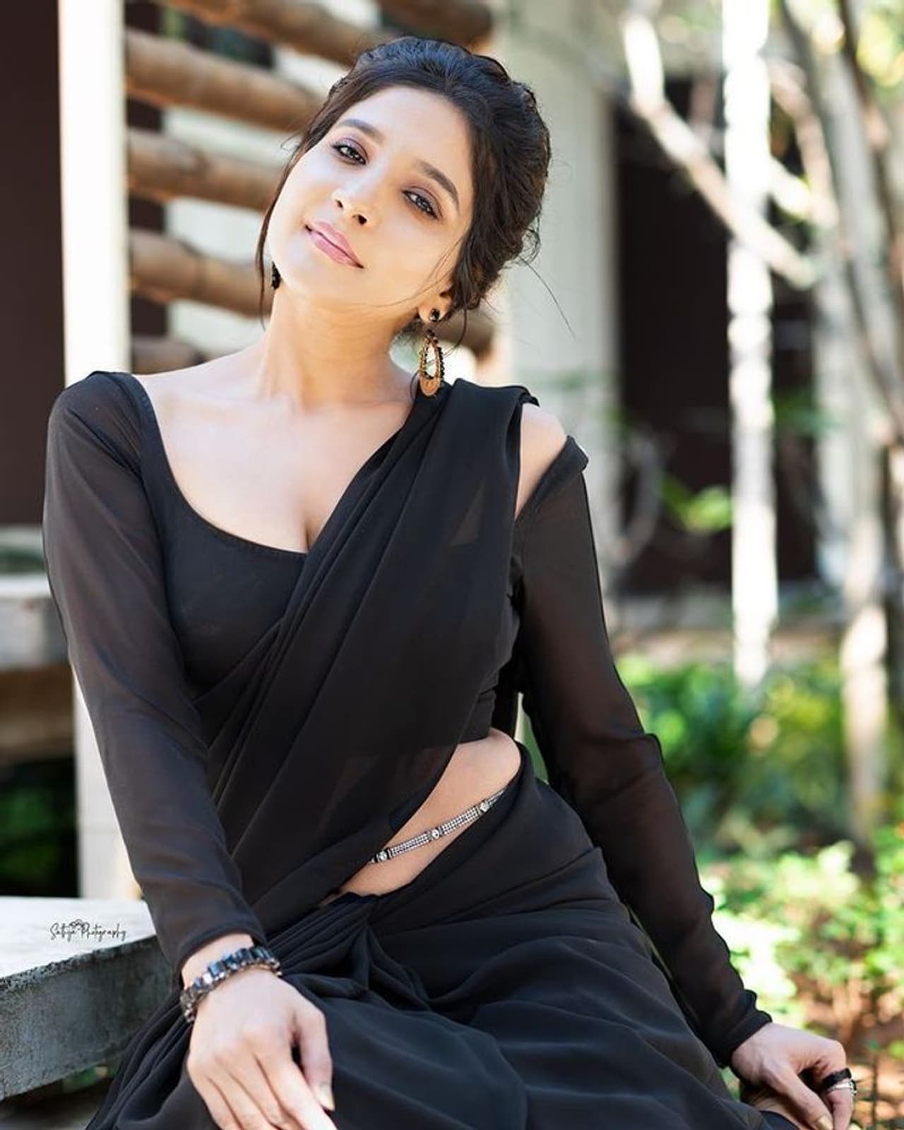 Sakshi Agarwal Hot: Sakshi Agarwal Hot: