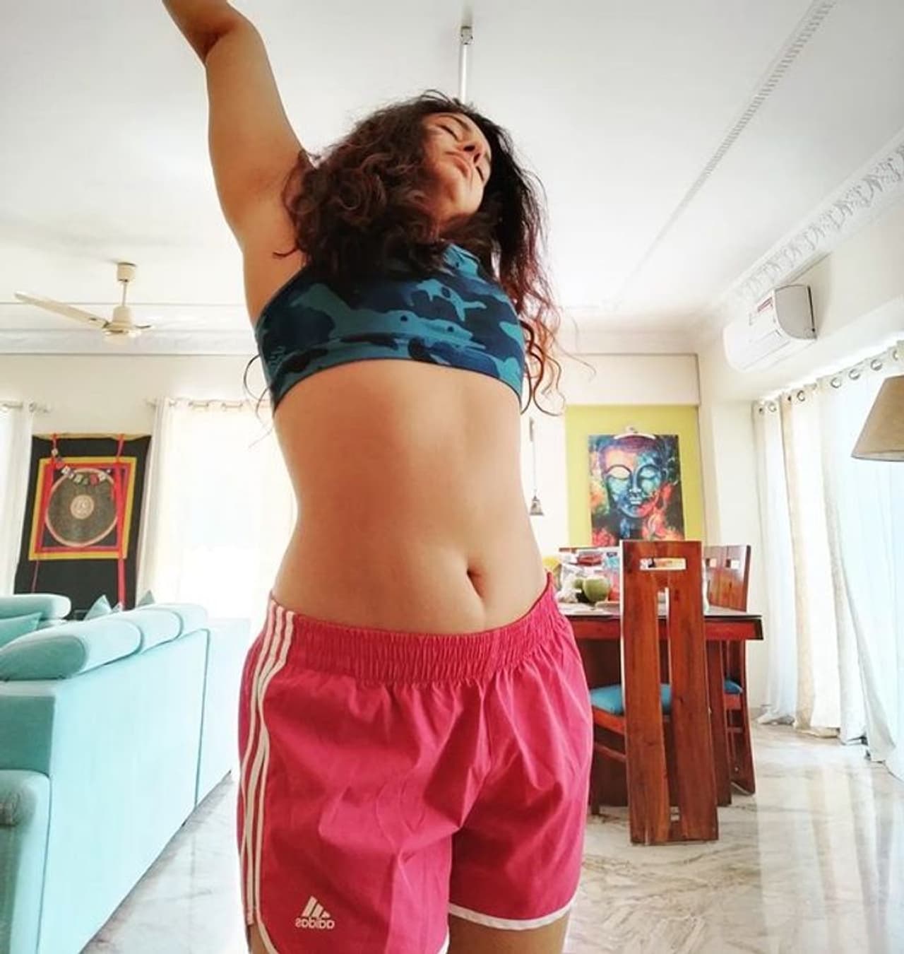 Poonam bajwa Poonam bajwa