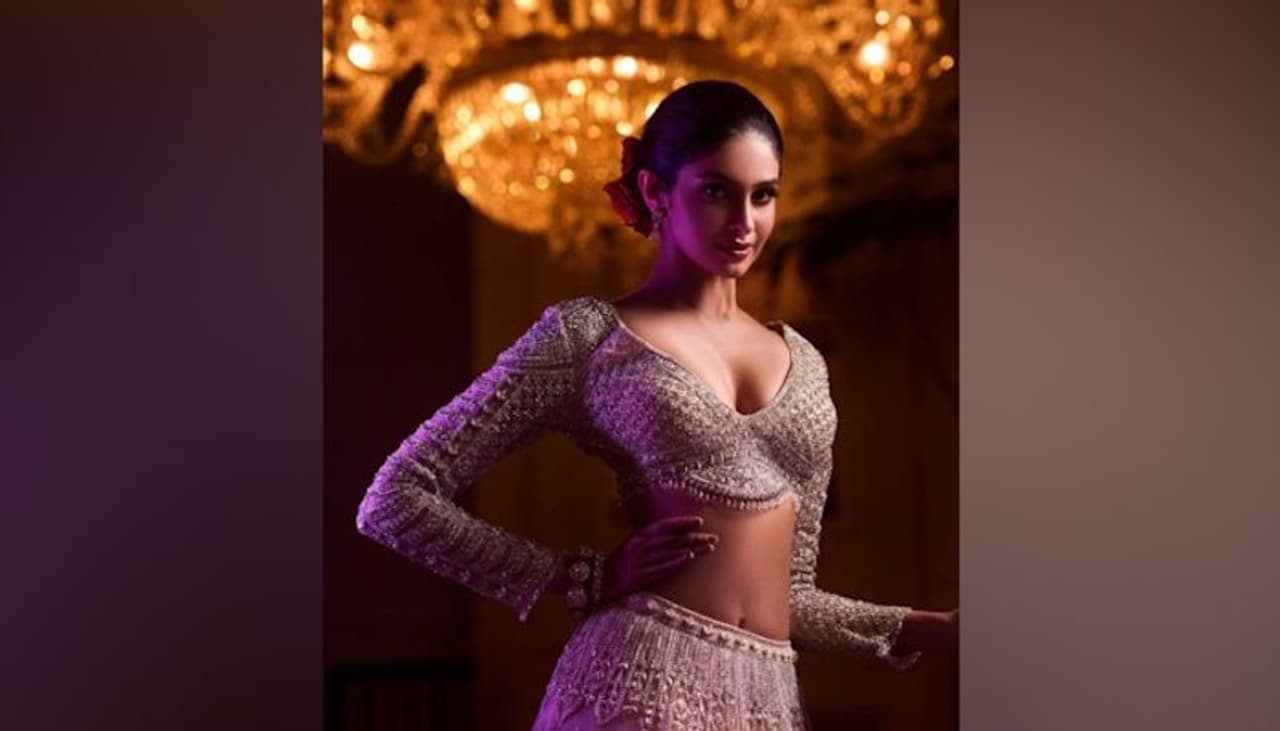 Manasa Varanasi Manasa Varanasi