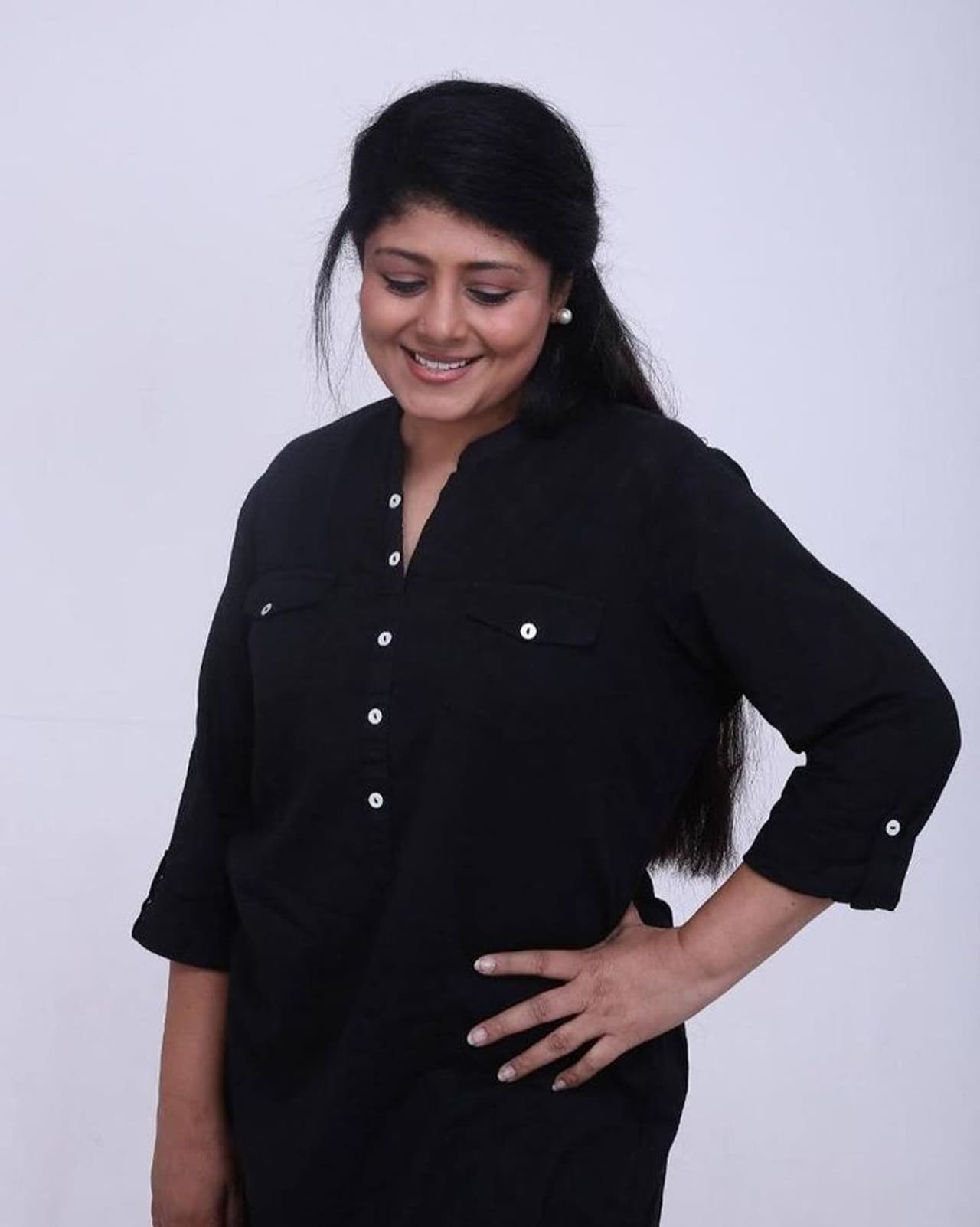 Dheepa Ramanujam Dheepa Ramanujam