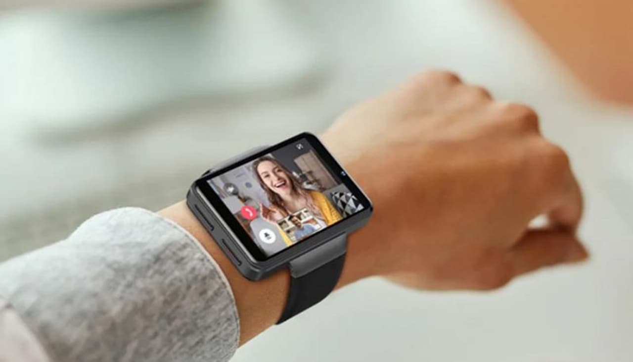 Smartwatch sale in Amazon 2024