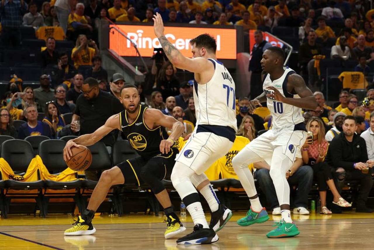 1. Golden State Warriors (2017) – 16 1 Record