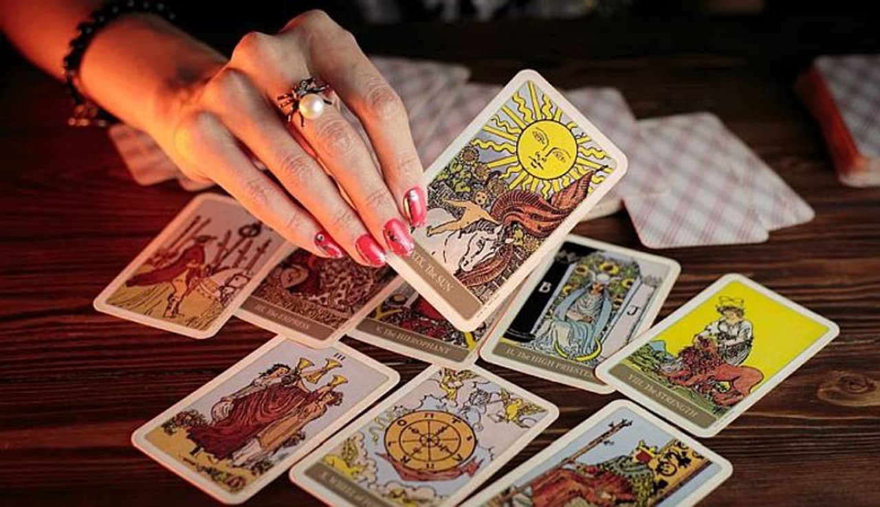 Tarot reading Tarot reading