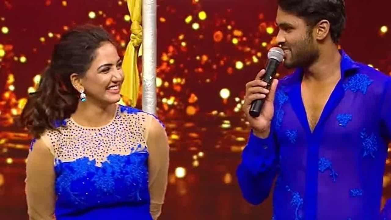 பாவனி ரெட்டி: