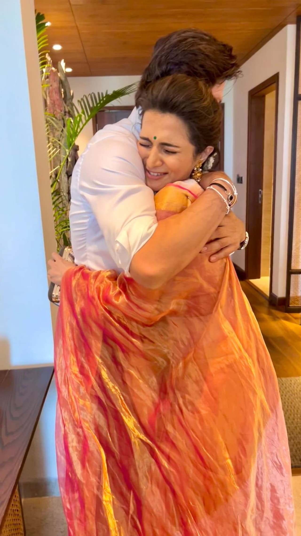 divya dharshini, shahrukh khan