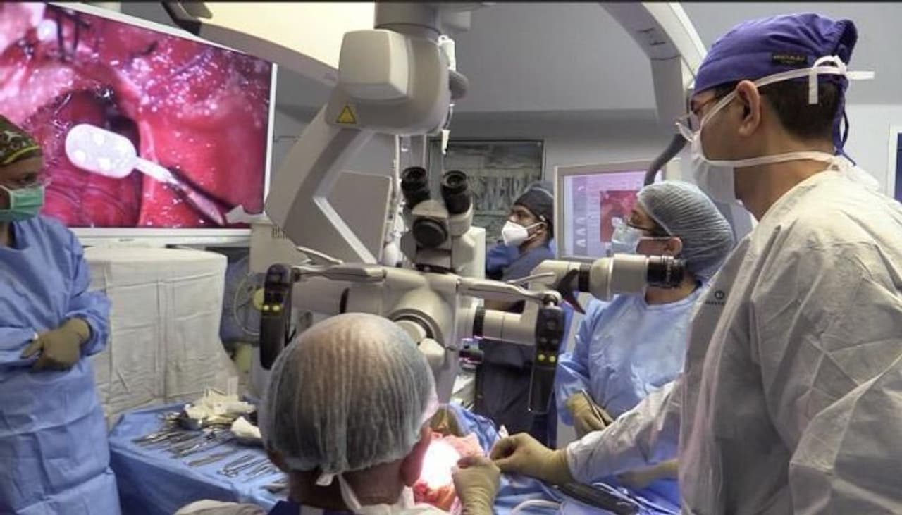 <I>Image: A team of dedicated ENT surgeons, neurosurgeons, neuroanaesthetists and audiologists of AH (R&R) carries out the rare procedure. Photograph: Western Command</I> <I>Image: A team of dedicated ENT surgeons, neurosurgeons, neuroanaesthetists and audiologists of AH (R&R) carries out the rare procedure. Photograph: Western Command</I>