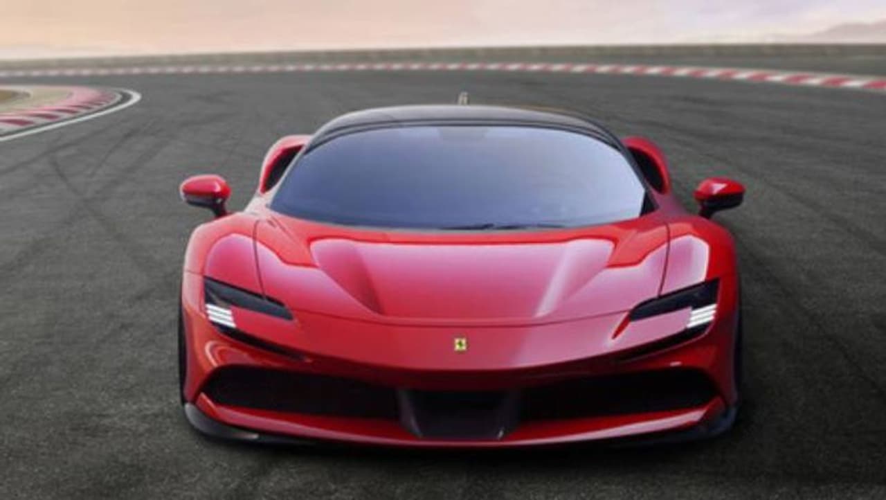 Ferrari SF90 Stradale