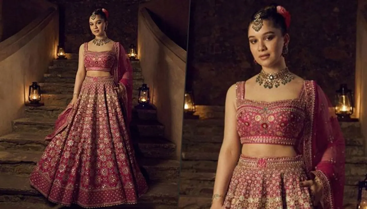 সচিন তেন্ডুলকরের মেয়ে সারার সঙ্গে শুবমান গিলের সম্পর্ক নিয়ে গুঞ্জন সচিন তেন্ডুলকরের মেয়ে সারার সঙ্গে শুবমান গিলের সম্পর্ক নিয়ে গুঞ্জন