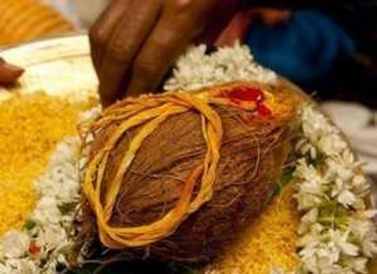 Thali Peruku: Thali Peruku: