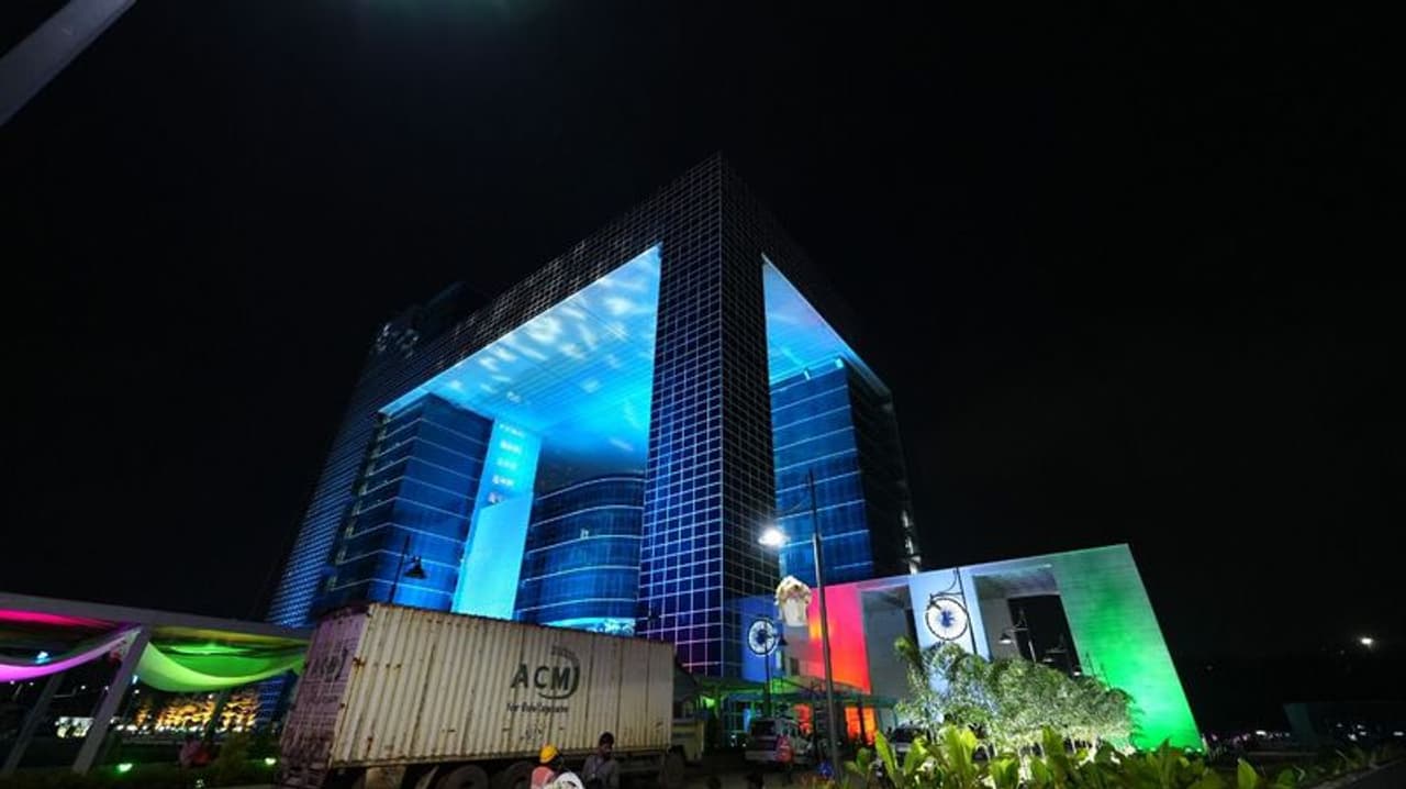 Telangana State Police Integrated Command and Control Centre Telangana State Police Integrated Command and Control Centre