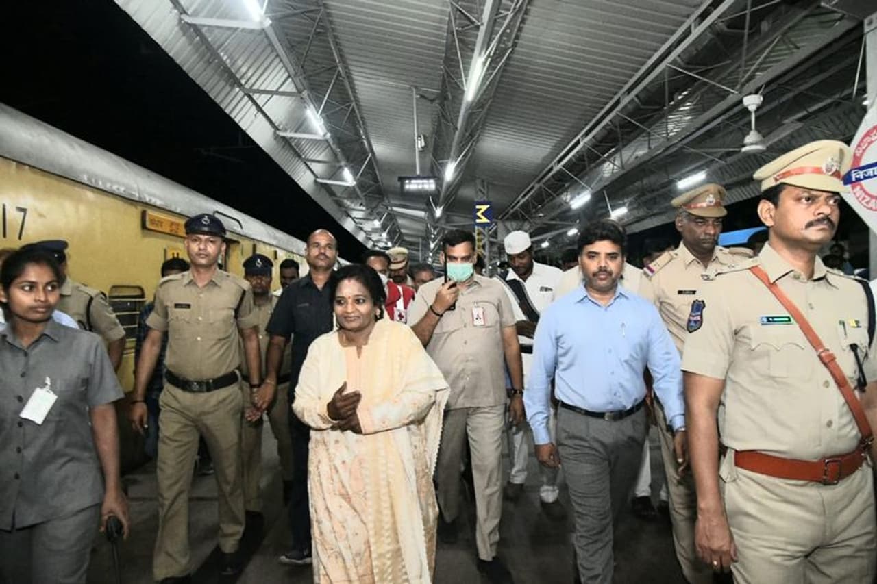 Tamilisai soudararajan