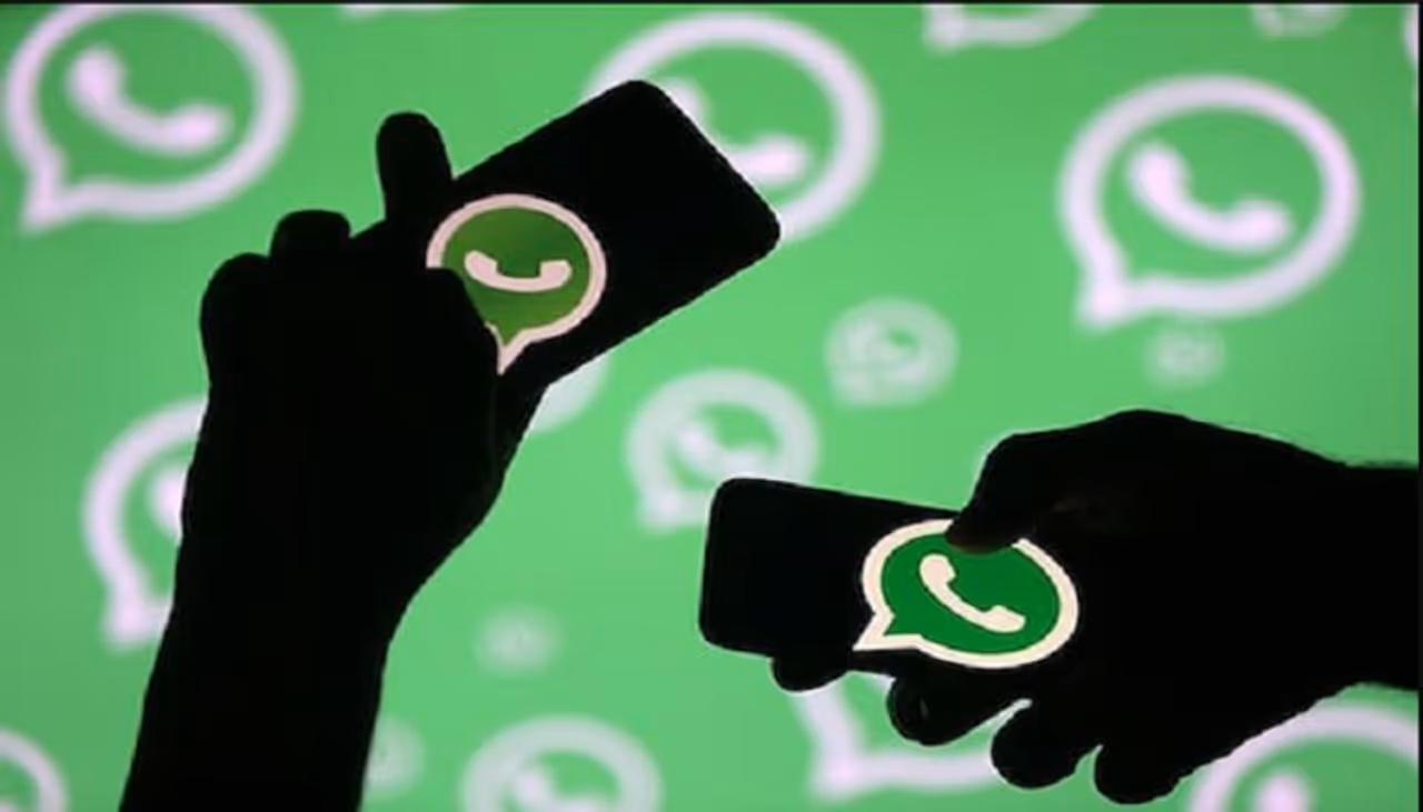 ghaziabad rss magazine reporter get life threat on whatsapp