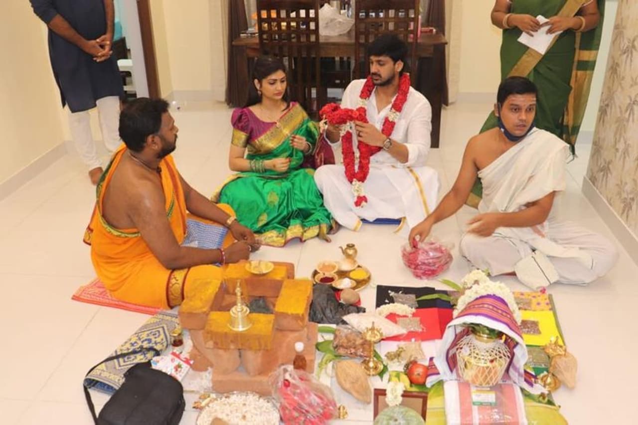 Arnav and Dhivya sridhar Arnav and Dhivya sridhar