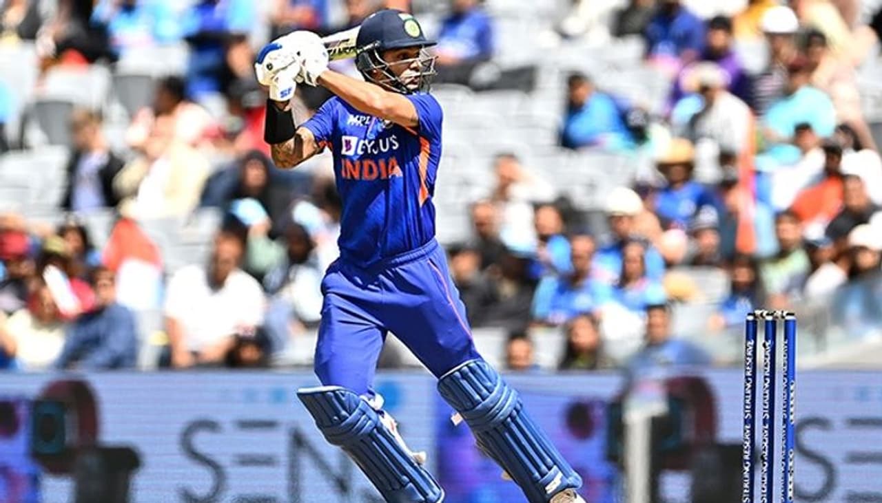 1. ಶಿಖರ್ ಧವನ್: 1. ಶಿಖರ್ ಧವನ್: