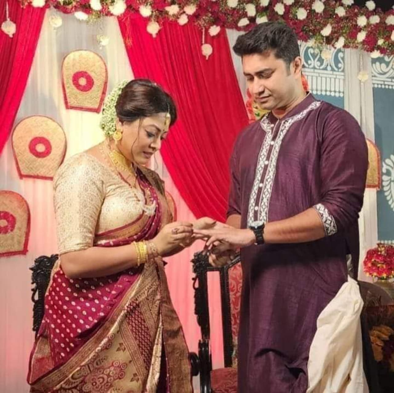 শতরূপের বিয়ে 