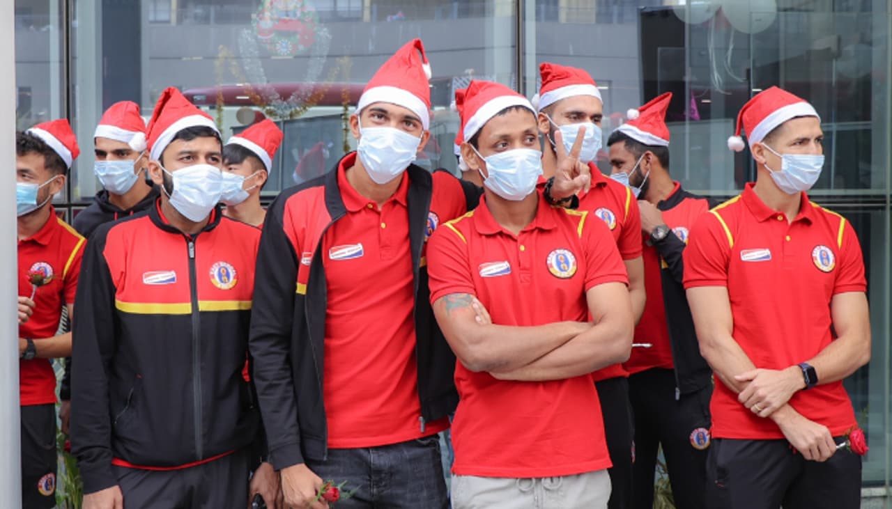 বড়দিনের আগে হাসপাতালে গিয়ে রোগীদের সঙ্গে সময় কাটালেন ইস্টবেঙ্গলের ফুটবলাররা বড়দিনের আগে হাসপাতালে গিয়ে রোগীদের সঙ্গে সময় কাটালেন ইস্টবেঙ্গলের ফুটবলাররা