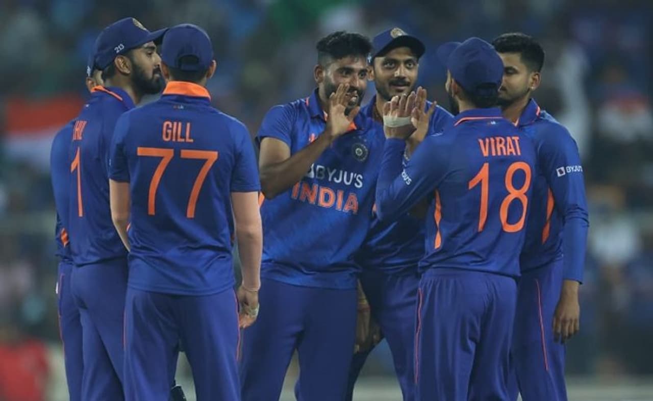 Team India vs SL Mohammad Siraj Celebration