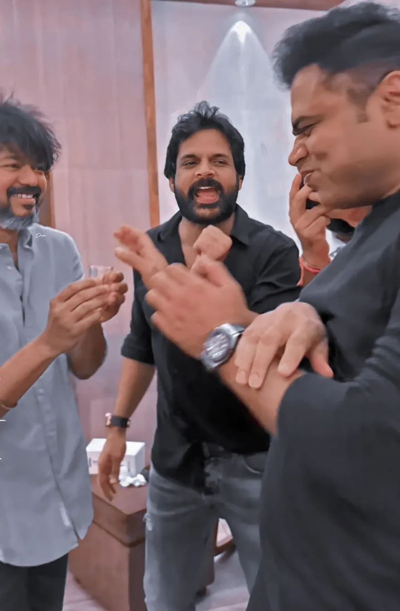 வாரிசு ஸ்ரீகாந்த் சம்பளம்