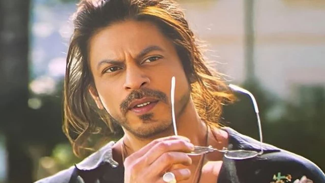 पठान कर रही ज़बरदस्त कमाई