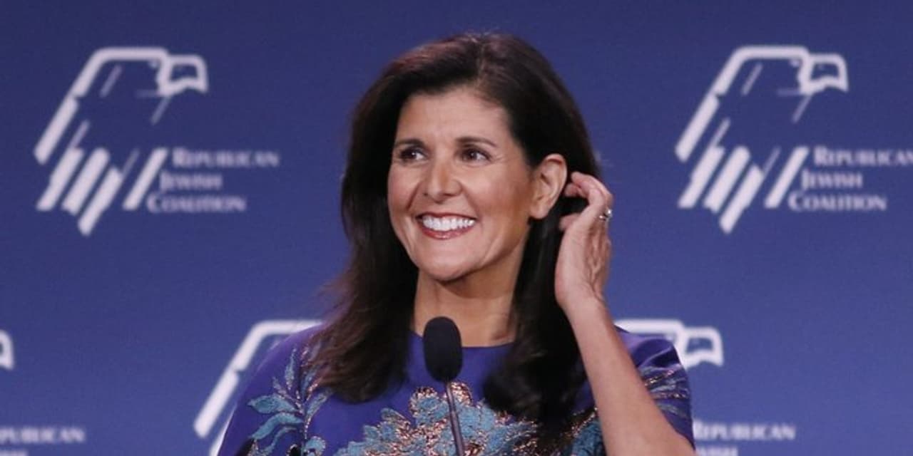 संयुक्त राष्ट्र की रह चुकी हैं राजदूत संयुक्त राष्ट्र की रह चुकी हैं राजदूत