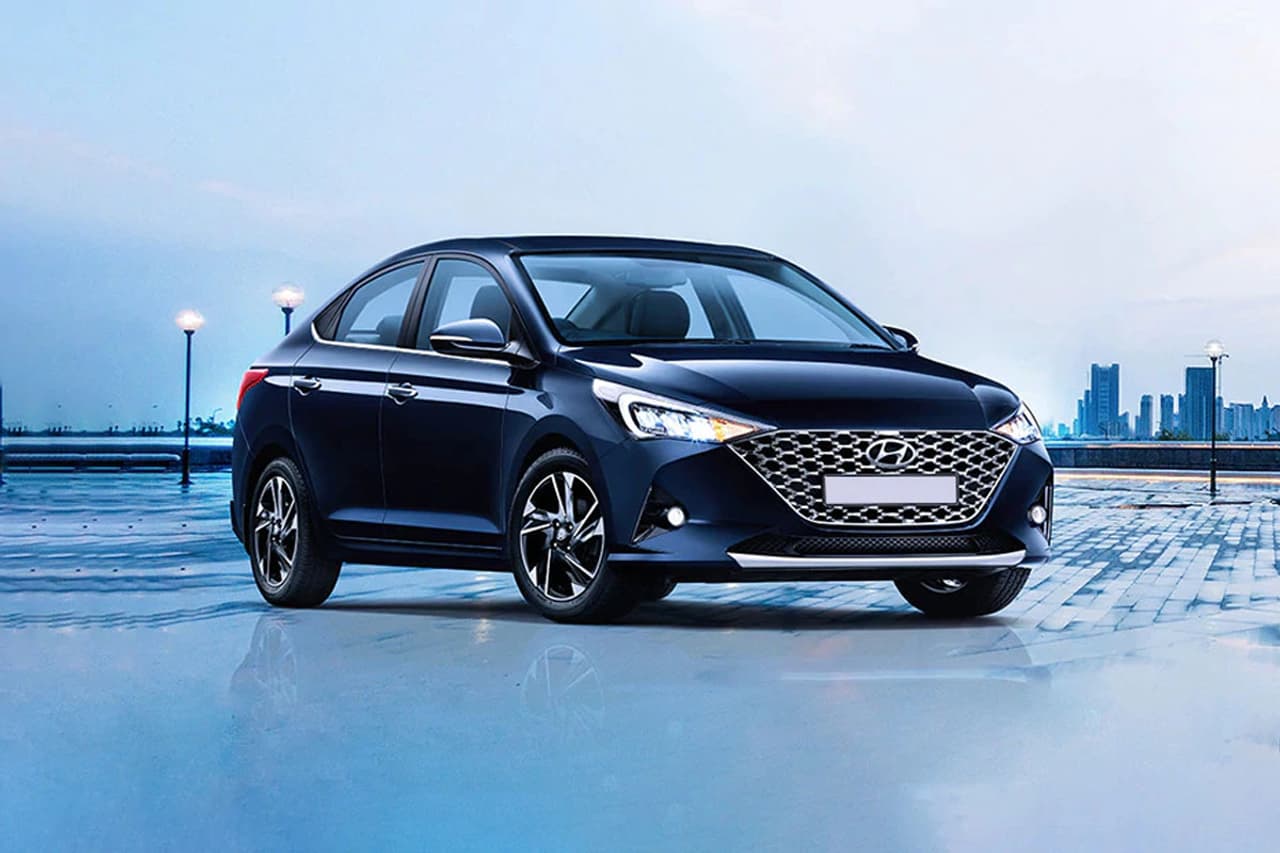 हुंडई वरना (Hyundai Verna) हुंडई वरना (Hyundai Verna)