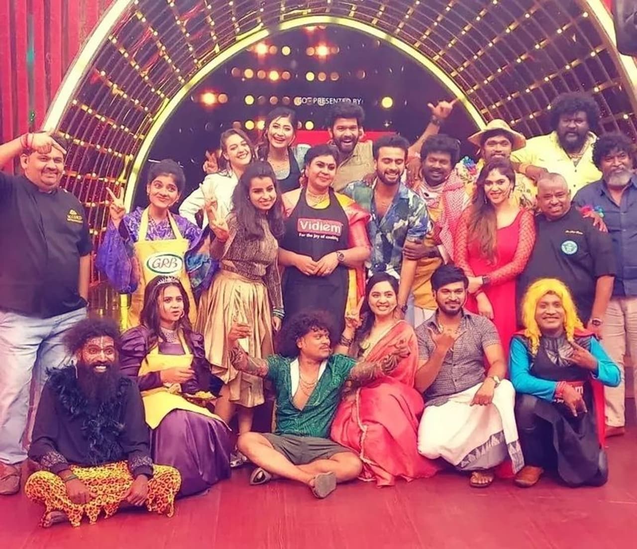 குக் வித் கோமாளி சீசன் 4ல் ஹன்சிகா மோத்வானி குக் வித் கோமாளி சீசன் 4ல் ஹன்சிகா மோத்வானி