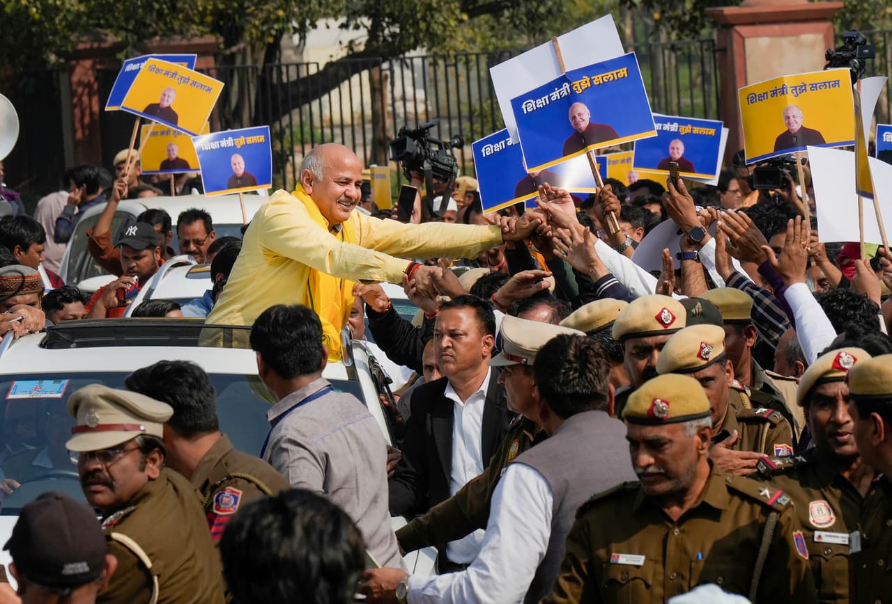 लंबे समय तक जेल में रहना पड़ सकता लंबे समय तक जेल में रहना पड़ सकता