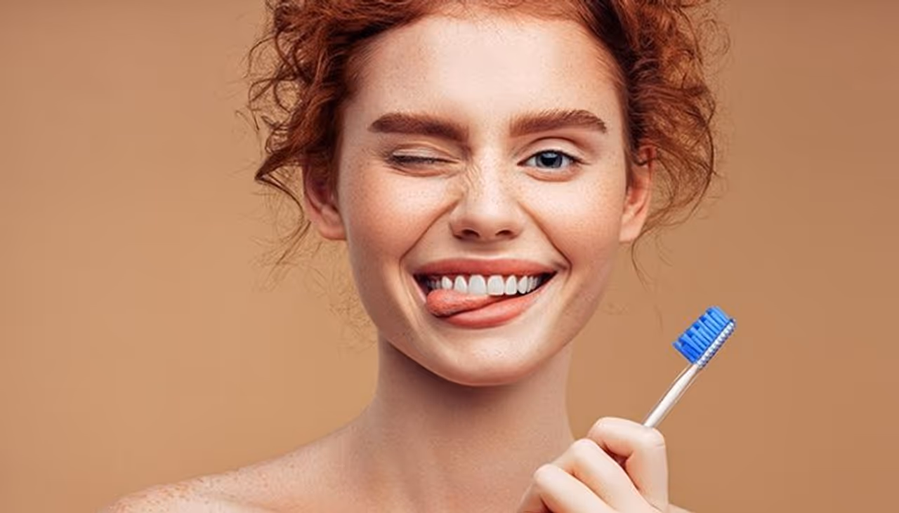 நாக்கை சுத்தம் செய்வது என்றால் என்ன?