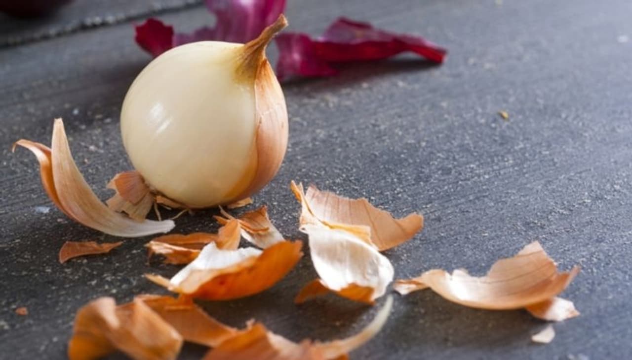 Onion Peel Benefits In Tamil